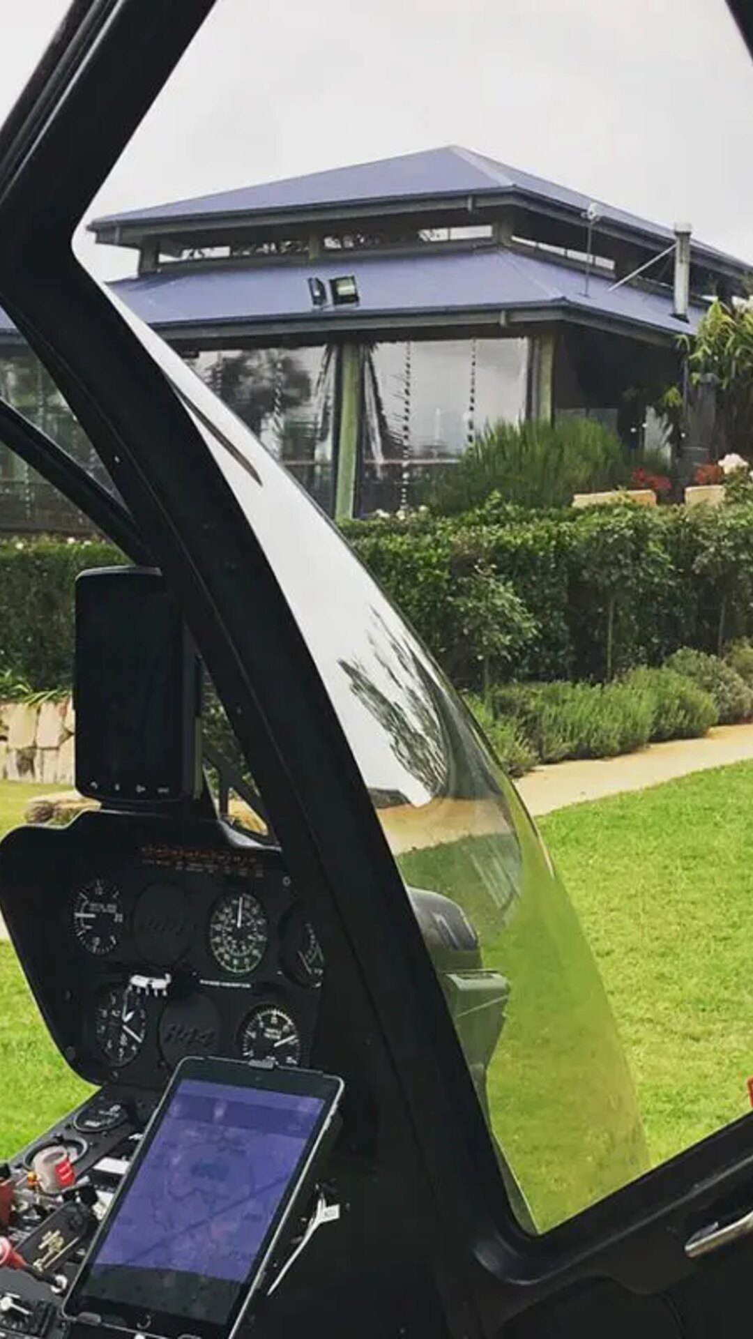 Bekaa Air helicopter at Ocean View Estates.