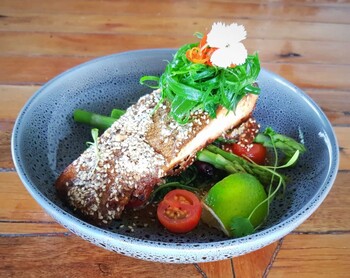 Cuisine at Albert River Wines