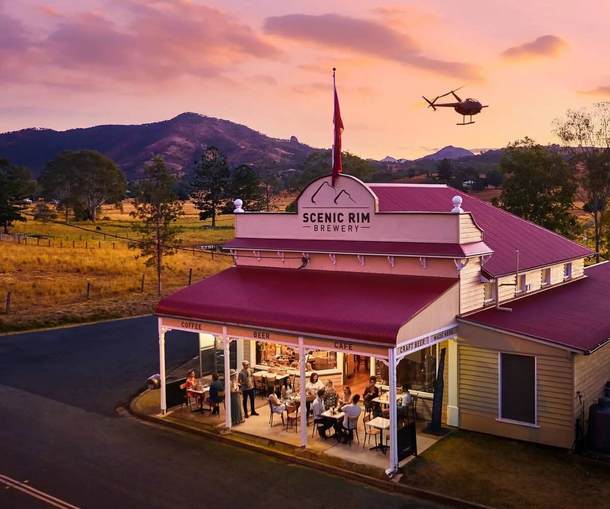 Country helicopter pub crawl