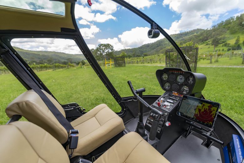 Robinson R44 RII image 2