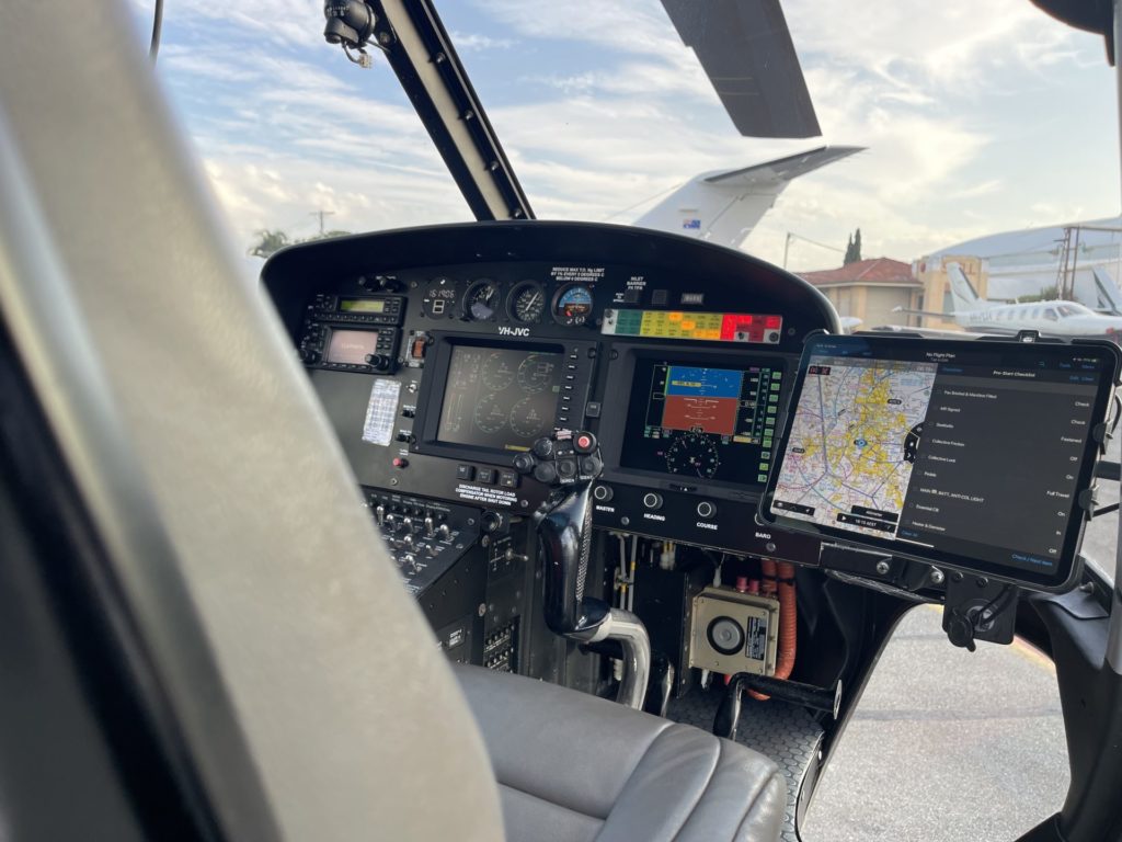 Cockpit VH-JVC Airbus H125 AS350