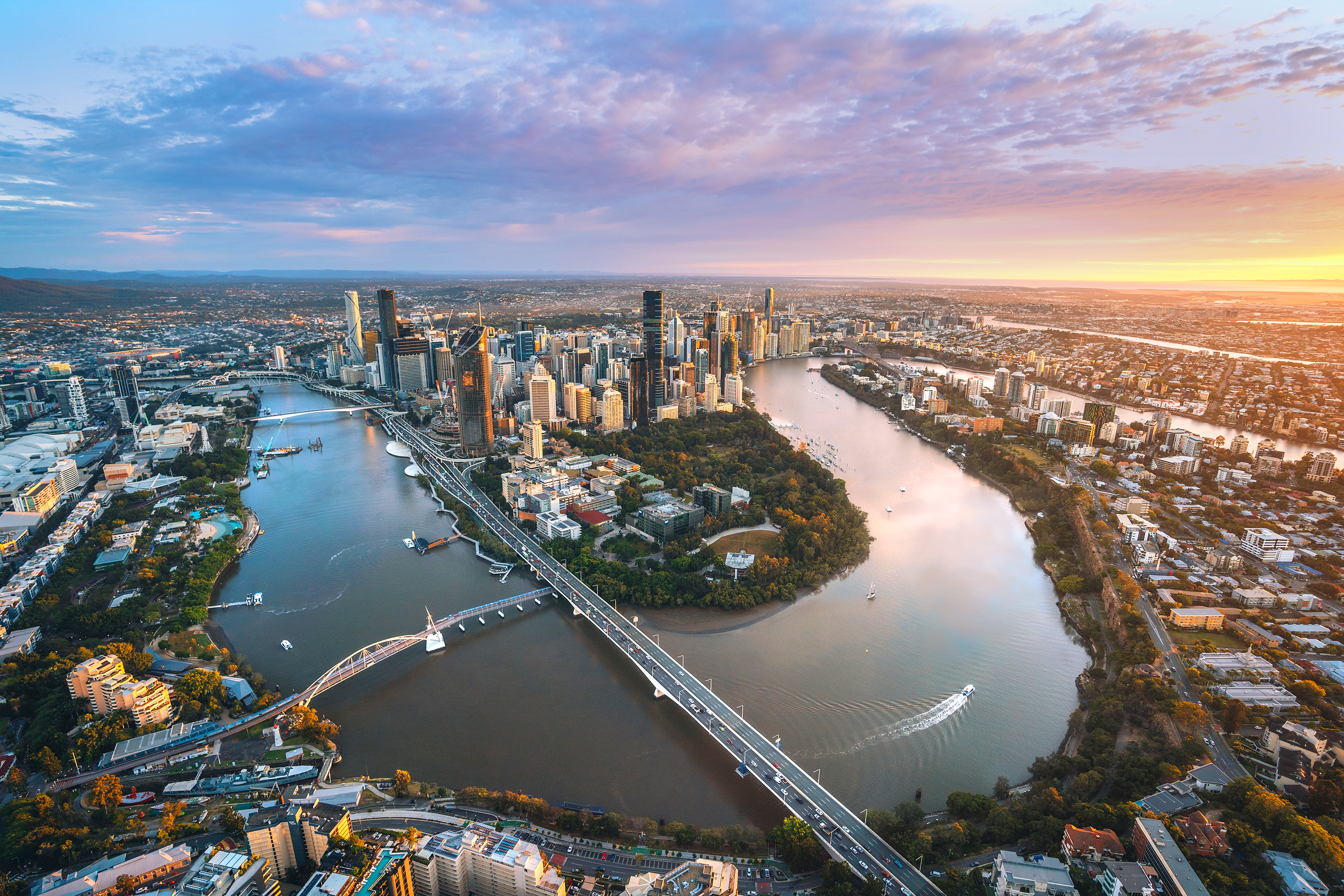 Aerial view of Brisbane city and the Brisbane River