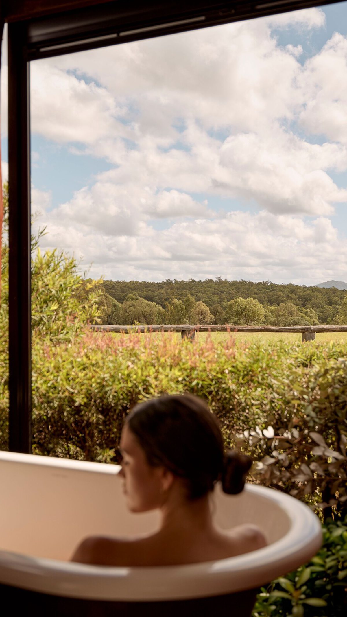 Bath and rural outlook at Spicers Hidden Vale