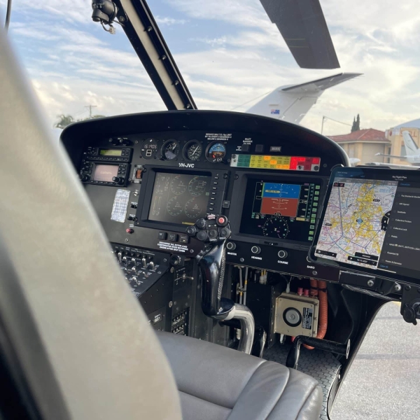 Cockpit VH-JVC Airbus H125 AS350